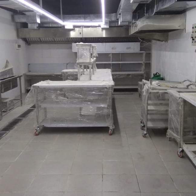 Fabrikasi Peralatan Dapur Stainless – Solusi Kitchen Equipment Profesional