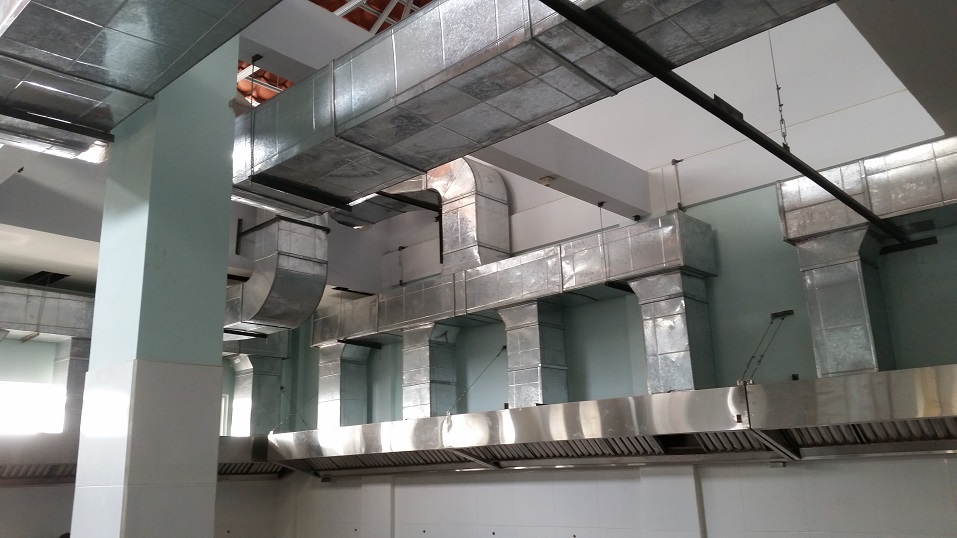 Solusi Dapur Restoran: Ahli Exhaust Hood, Ducting, & Gas Piping System
