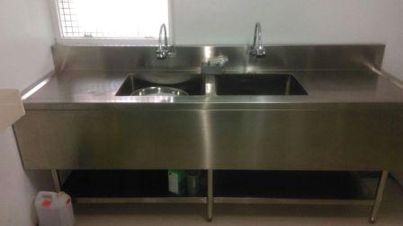 Double_Sink_w_cabinet_cover_solusi_dapur_restoran